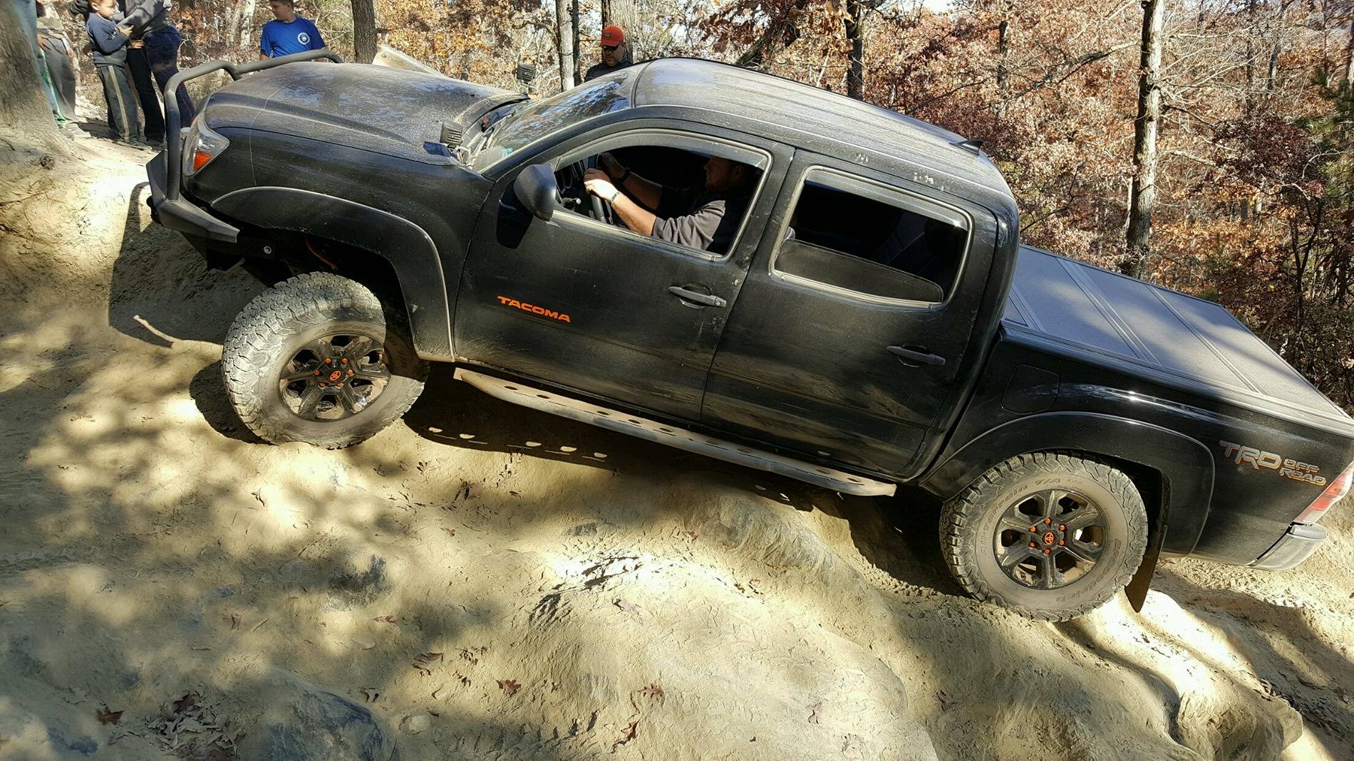 Jeep Gladiator Playing On Some Rocks On Daniel @ Uwharrie This Weekend 1000000301