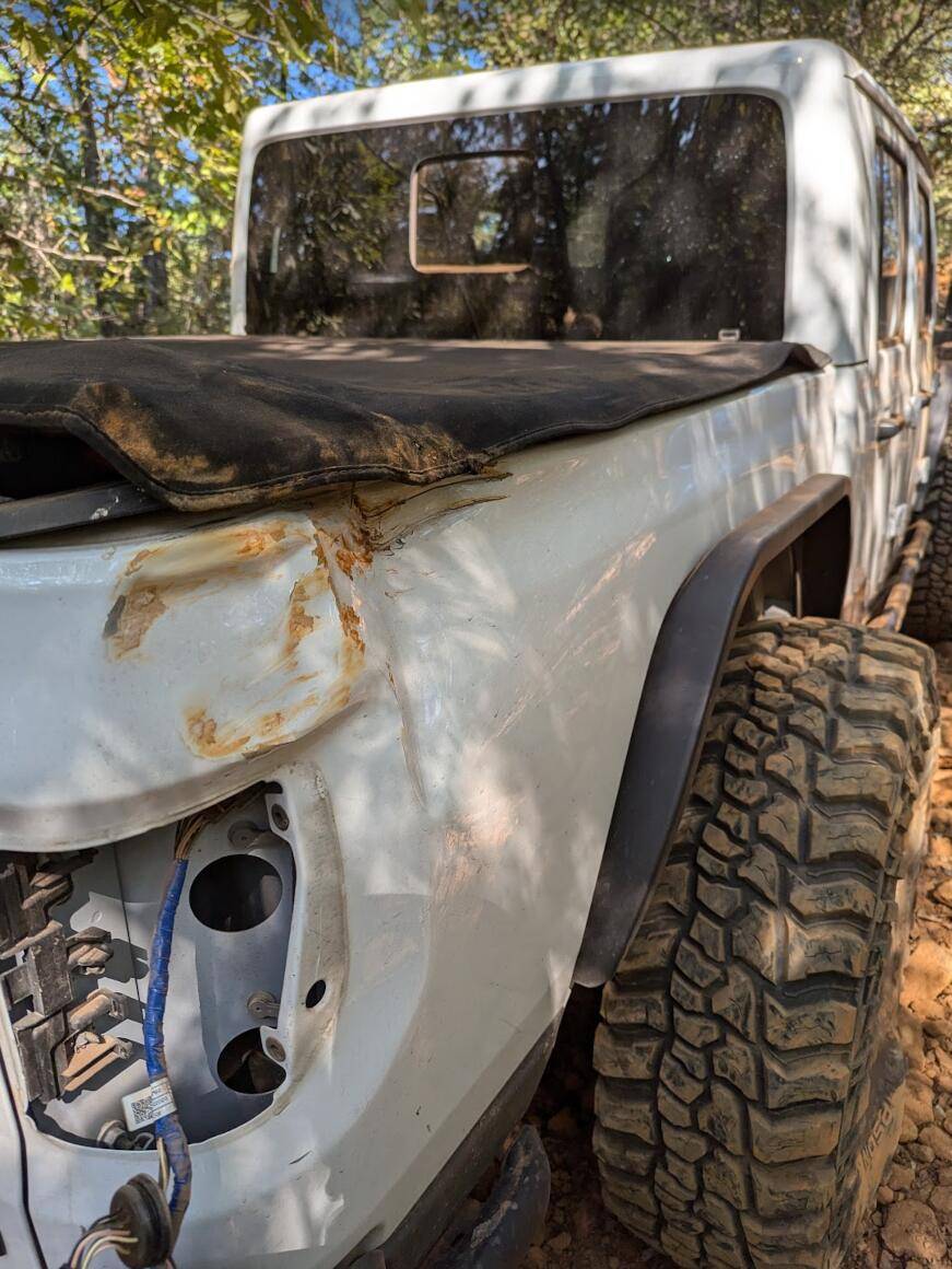 Jeep Gladiator |dev|urandom Screenshot from 2024-10-22 11-26-55