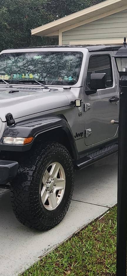 Jeep Gladiator Lets talk Pod lights. Screenshot_20241024_084606_Gallery