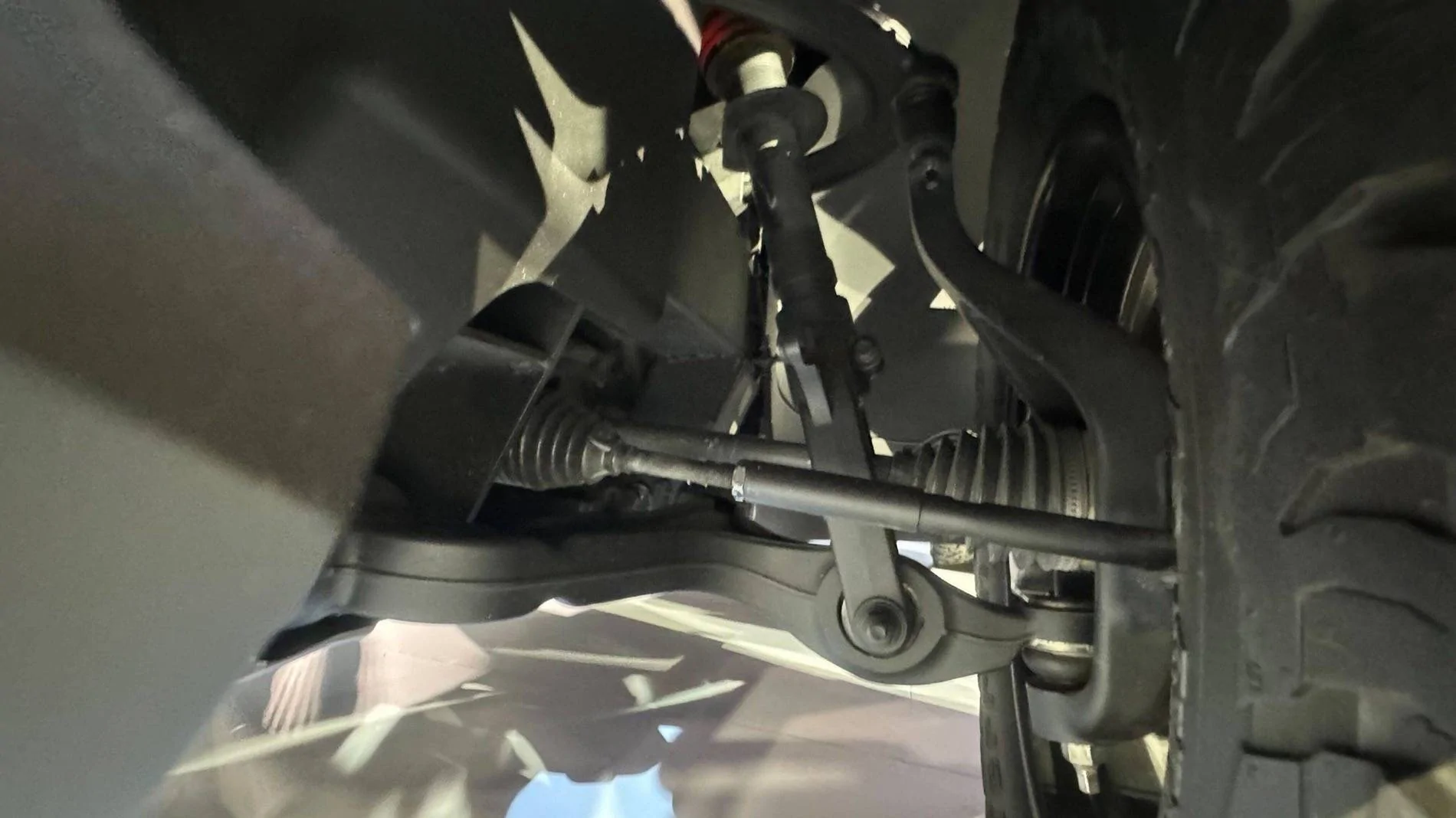 Jeep Gladiator Official: Scout EV Pickup & SUV debut w/ Gas Range Extender, 4x4, BOF, Lockers, Sway Bar Disconnect -- All Specs, Wallpapers, Videos 1729985050026-2