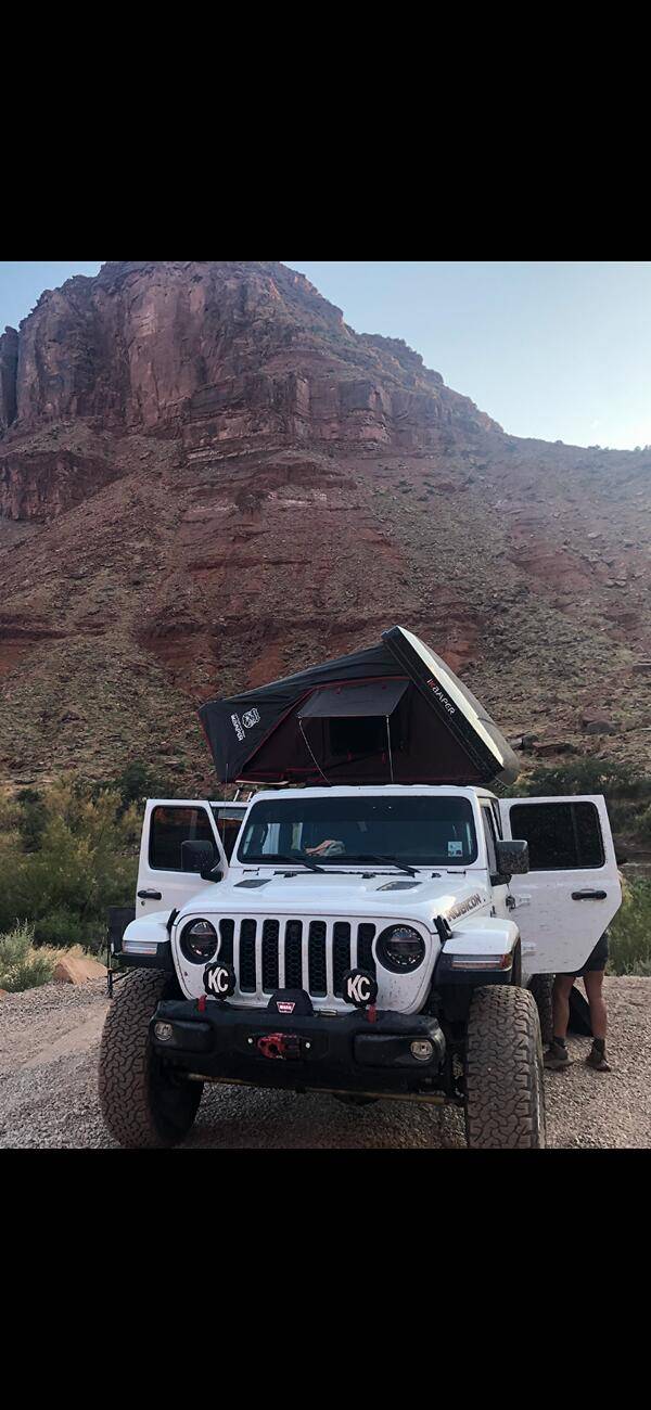 Jeep Gladiator Which looks better? IMG_0781