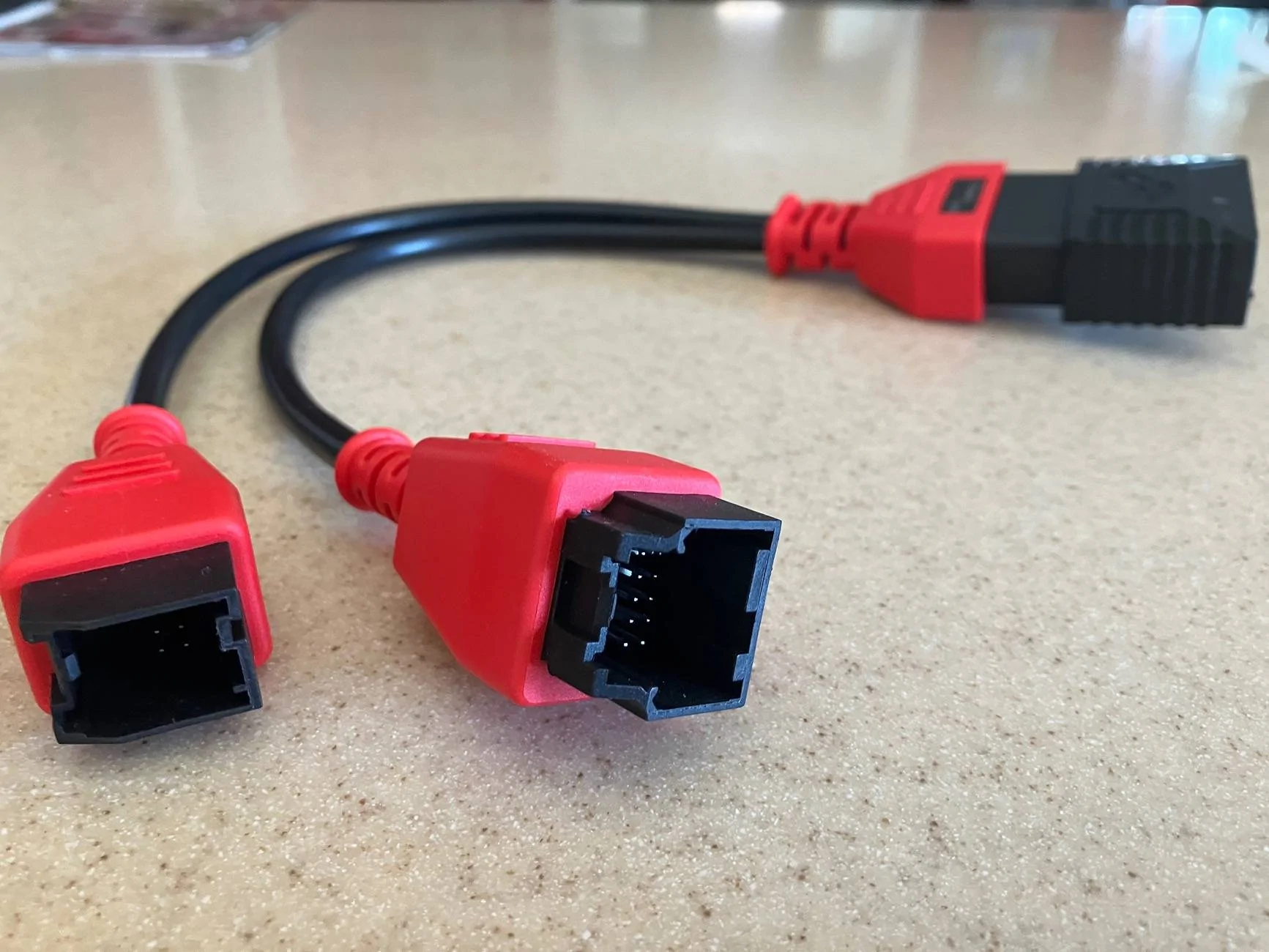Jeep Gladiator Vgate vLinker MC+Bluetooth and Security cable IMG_2869