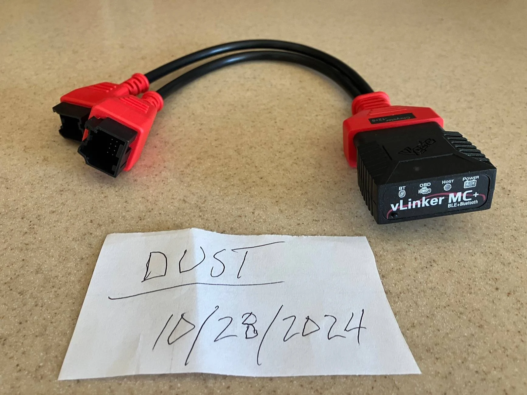 Jeep Gladiator Vgate vLinker MC+Bluetooth and Security cable IMG_2867