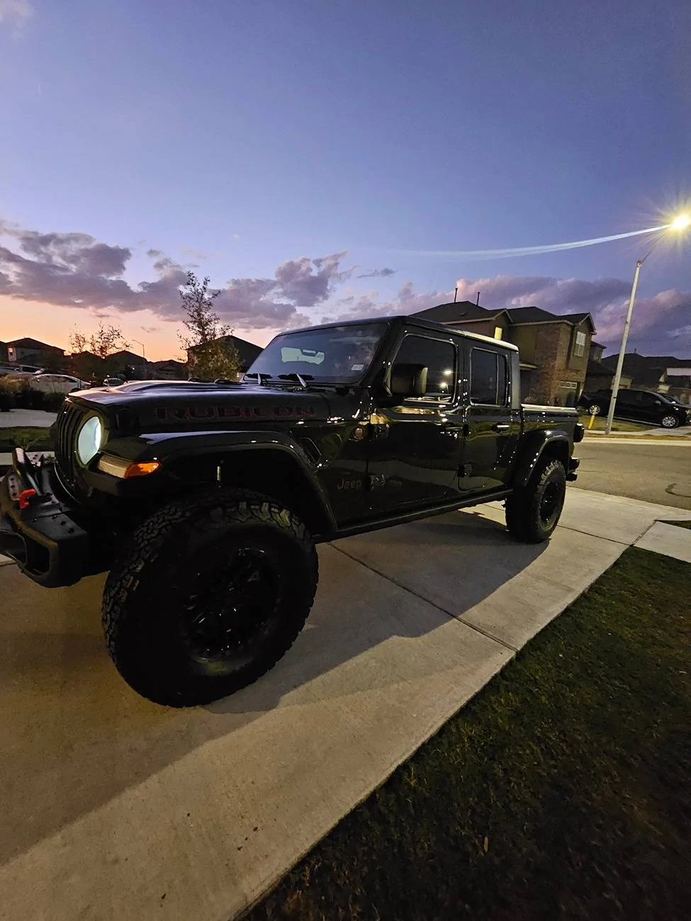 Jeep Gladiator 23 Gladiator Rubicon Build 20241028_191133