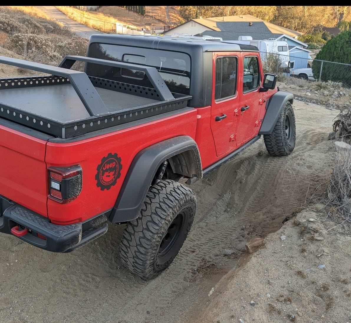 Jeep Gladiator FIRECRACKER RED Gladiator JT Club 1000015697