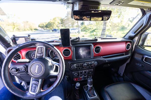 Jeep Gladiator 2020 Jeep Gladiator Rubicon, Complete Overland+ Setup; only 25k miles- $36,000 2I0A5010