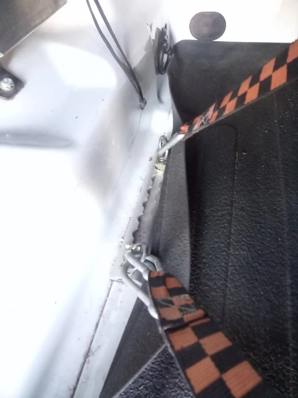 Jeep Gladiator Ideas for cargo floor anchor points or build a custom subfloor? IMG_20241101_120430