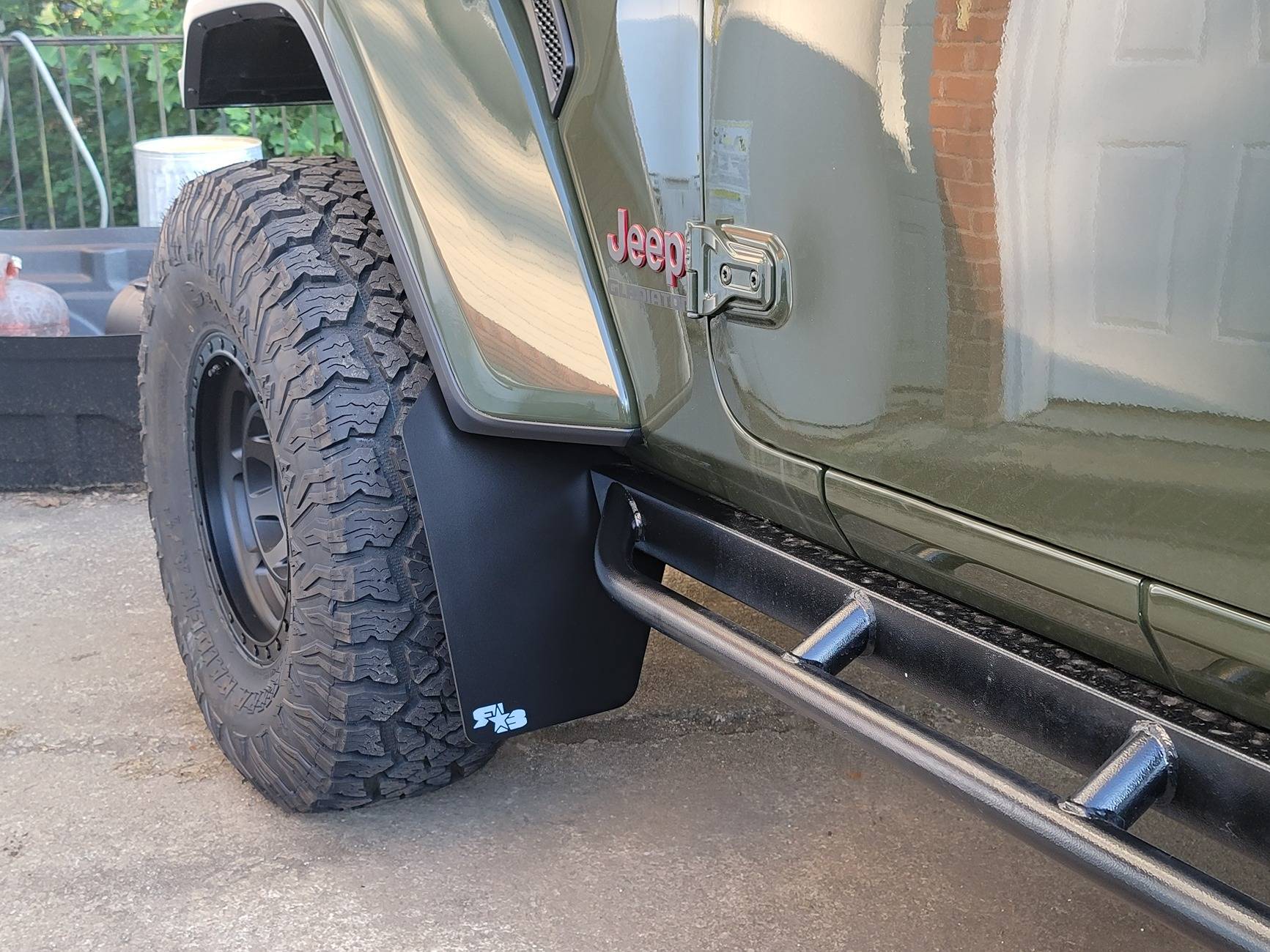 Jeep Gladiator offset -18mm 17x9.5 on a gladiator rubicon 37x 11.50 20220704_184050