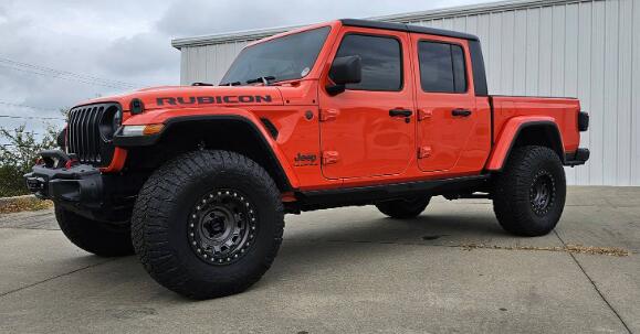 Jeep Gladiator Going with 37" tires(Maxis) was looking at FUEL Shok Rimms. debating 18x9 20mm or 20x9 20mm 1731076729355-8n