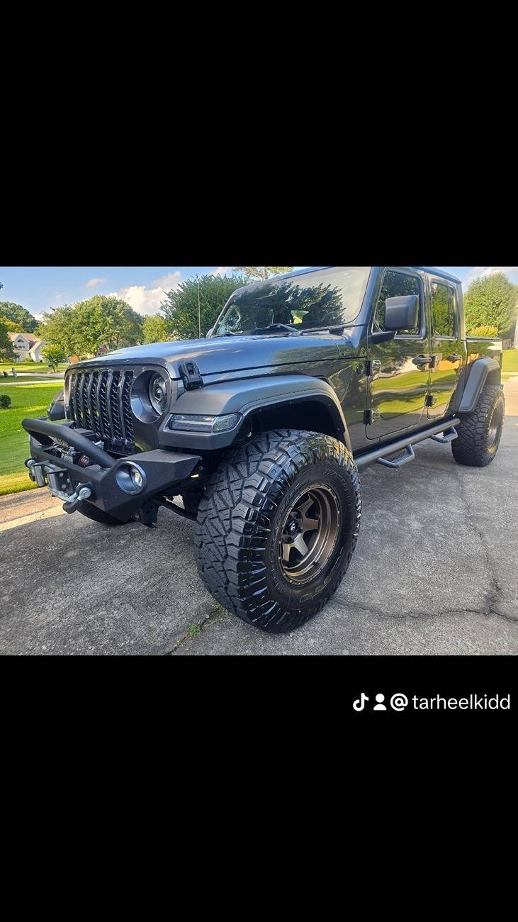 Jeep Gladiator Going with 37" tires(Maxis) was looking at FUEL Shok Rimms. debating 18x9 20mm or 20x9 20mm 58df0f9b88ecaf6a3df1d4c19dc64be9_0