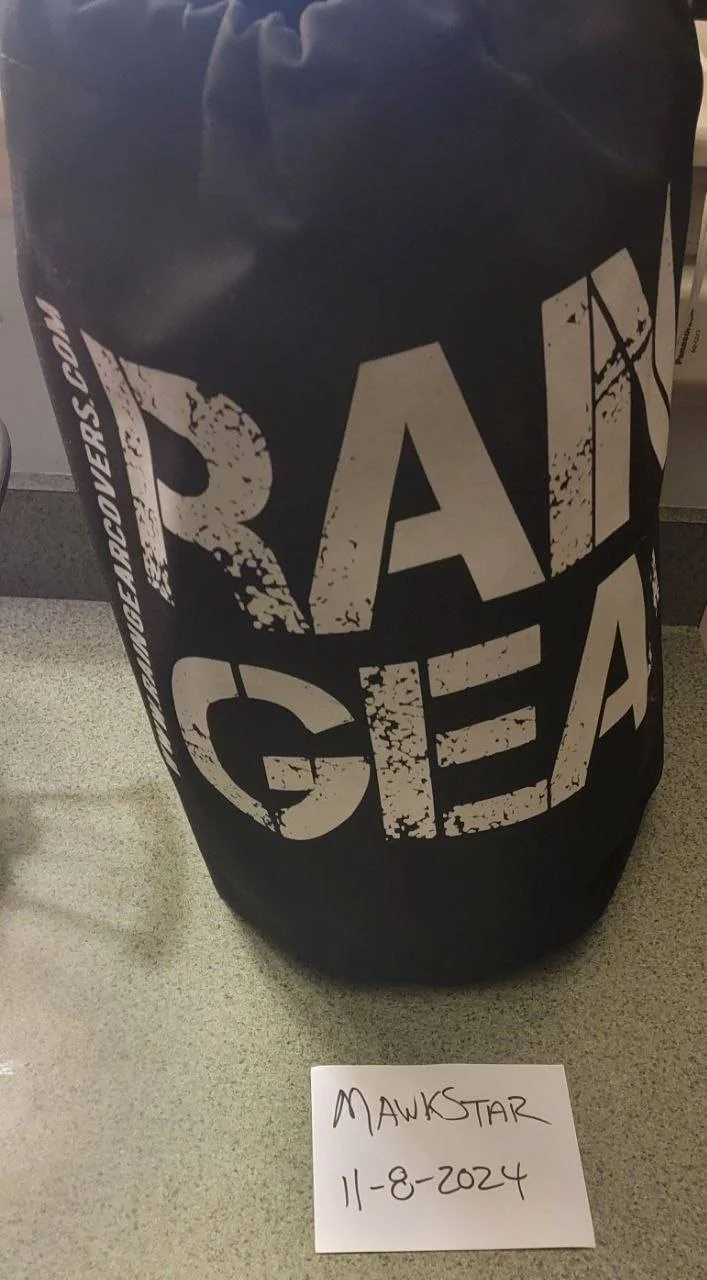 Jeep Gladiator Now $150! **New - No Box** Raingear Cover - Raleigh RainGear Cover