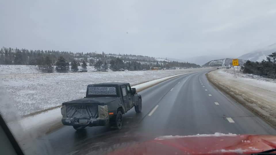Jeep Gladiator Jeep Gladiator Pickup Truck (JT) Spy Pics and Videos! FB_IMG_1523718306673