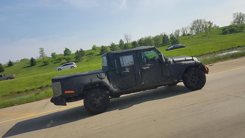 Jeep Gladiator Jeep Gladiator Pickup Truck (JT) Spy Pics and Videos! 32854786_10157127929067289_867764667181694976_n