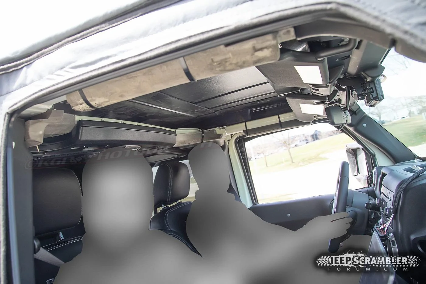 Jeep Gladiator 2020 JT Scrambler Begins Undressing, Showing Partial Grille and Lights 2019-JT-Jeep-Scrambler-Pickup-Truck-Grille-Headlights2