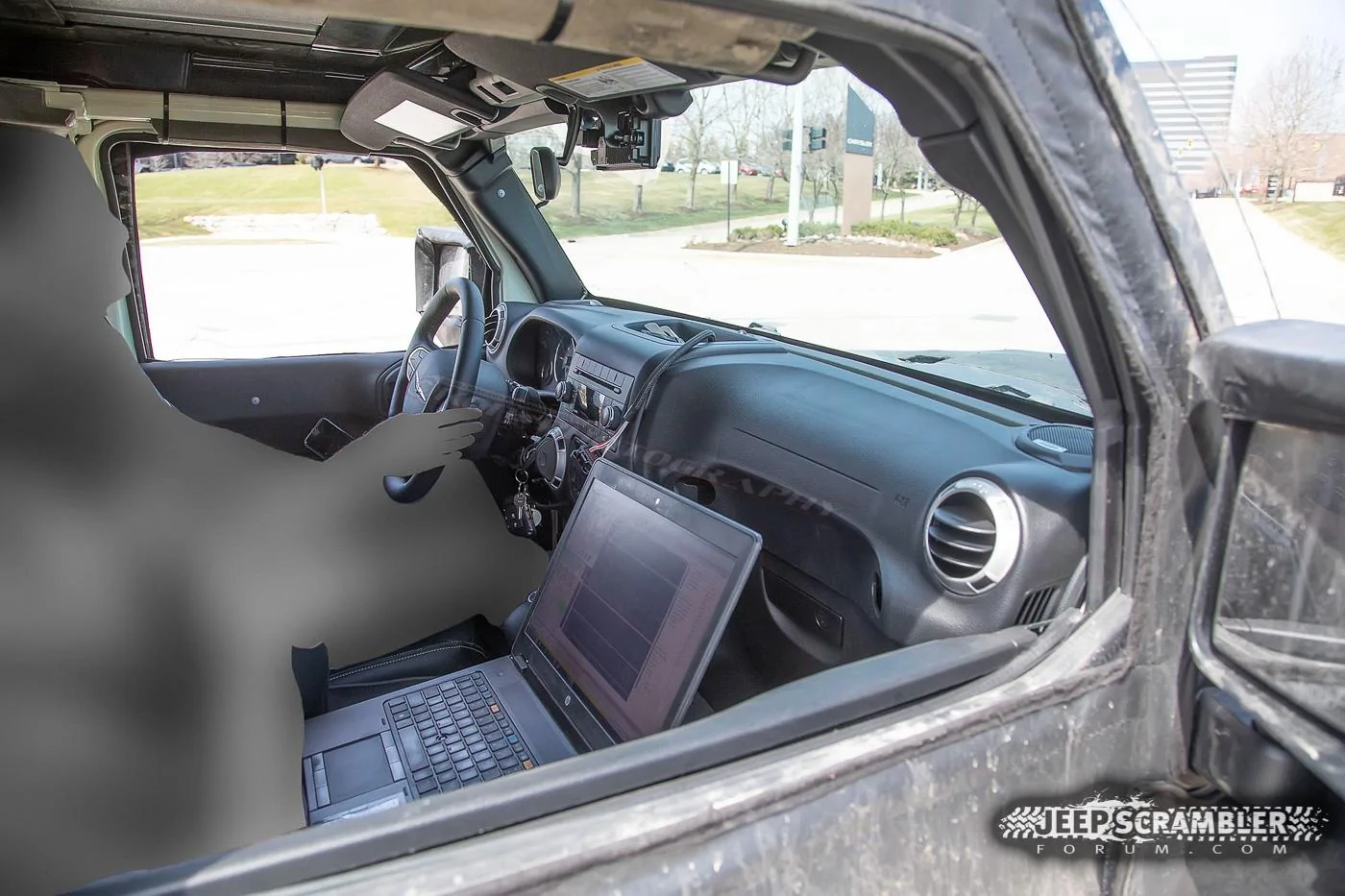 Jeep Gladiator 2020 JT Scrambler Begins Undressing, Showing Partial Grille and Lights 2019-JT-Jeep-Scrambler-Pickup-Truck-Grille-Headlights3