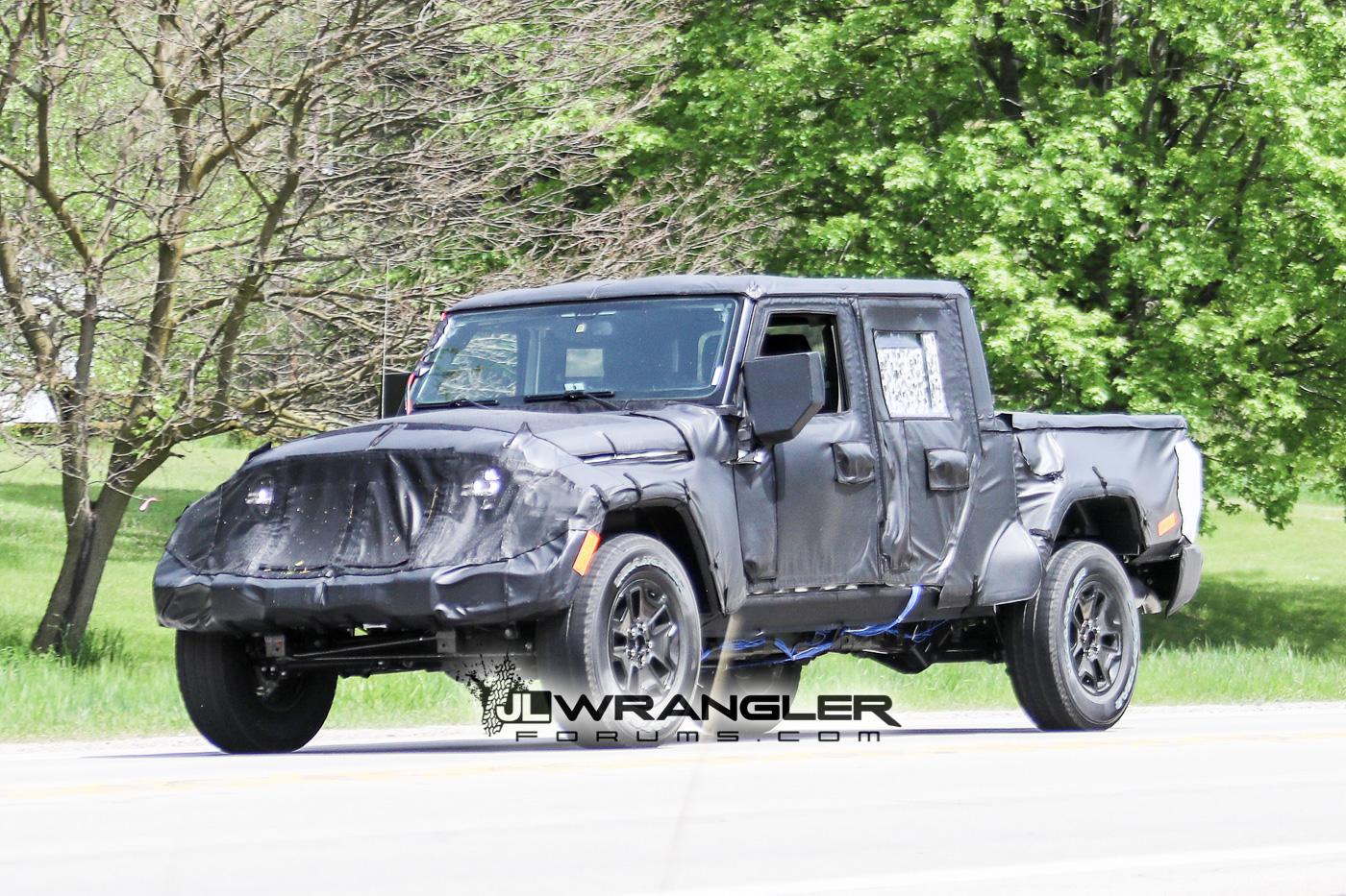 Jeep Gladiator Jeep Gladiator Pickup Truck (JT) Spy Pics and Videos! 2019-jt-jeep-wrangler-pickup-truck-5-