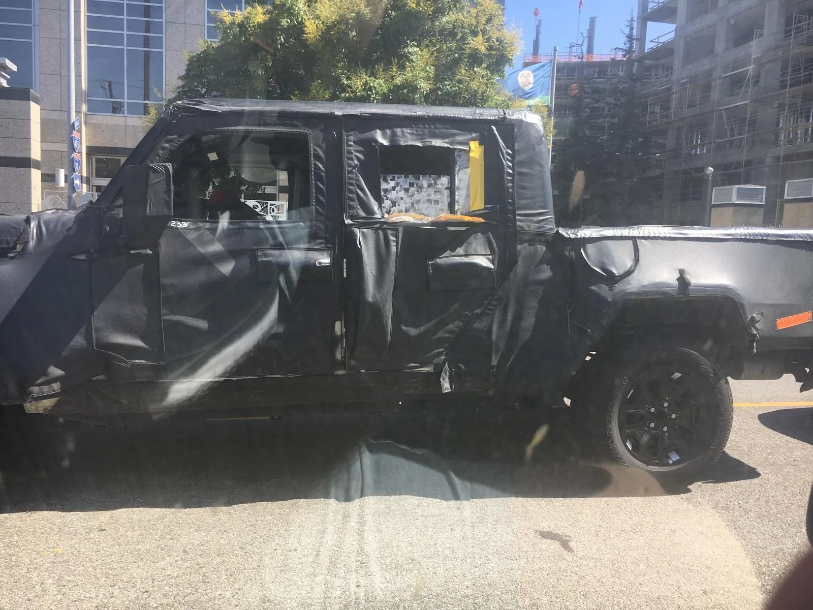 Jeep Gladiator Scrambler spotted in LA uc?id=0B7HEXTV7Gj3EZTZEMWFqbjA1VzN4N1ZVTm5GVzF2VmdiT1c4