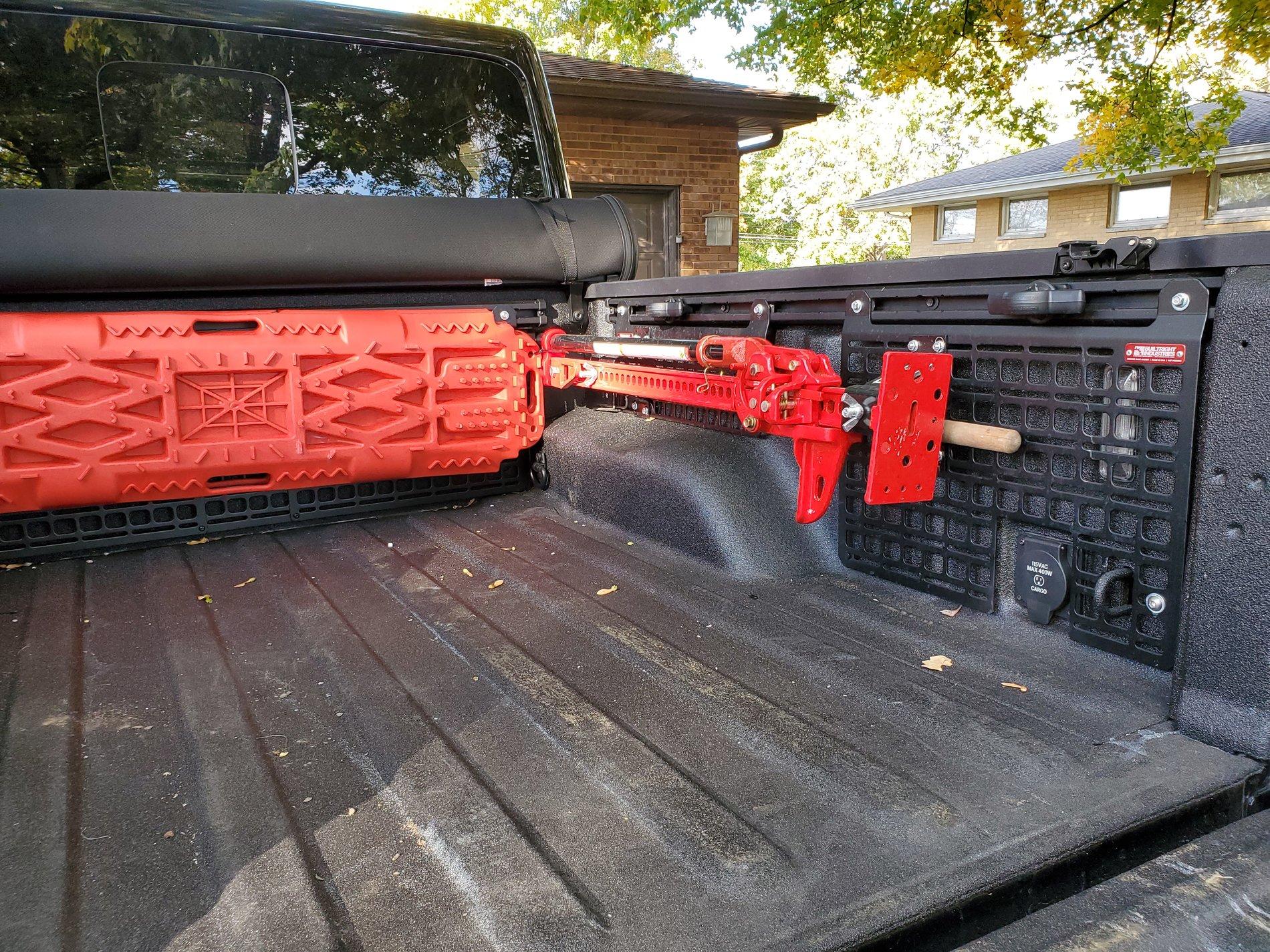 Jeep Gladiator BuiltRight Industries Bedside Racks - Any Interest? 20191023_155200