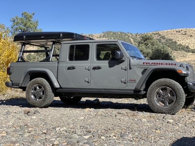 Jeep Gladiator STING GRAY Gladiator JT Club BA4A11EA-FED2-463F-AF1F-FFD80D13F229