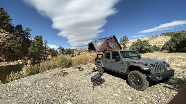 Jeep Gladiator STING GRAY Gladiator JT Club 914B0CF2-52DA-4714-9BD0-6D023629A434
