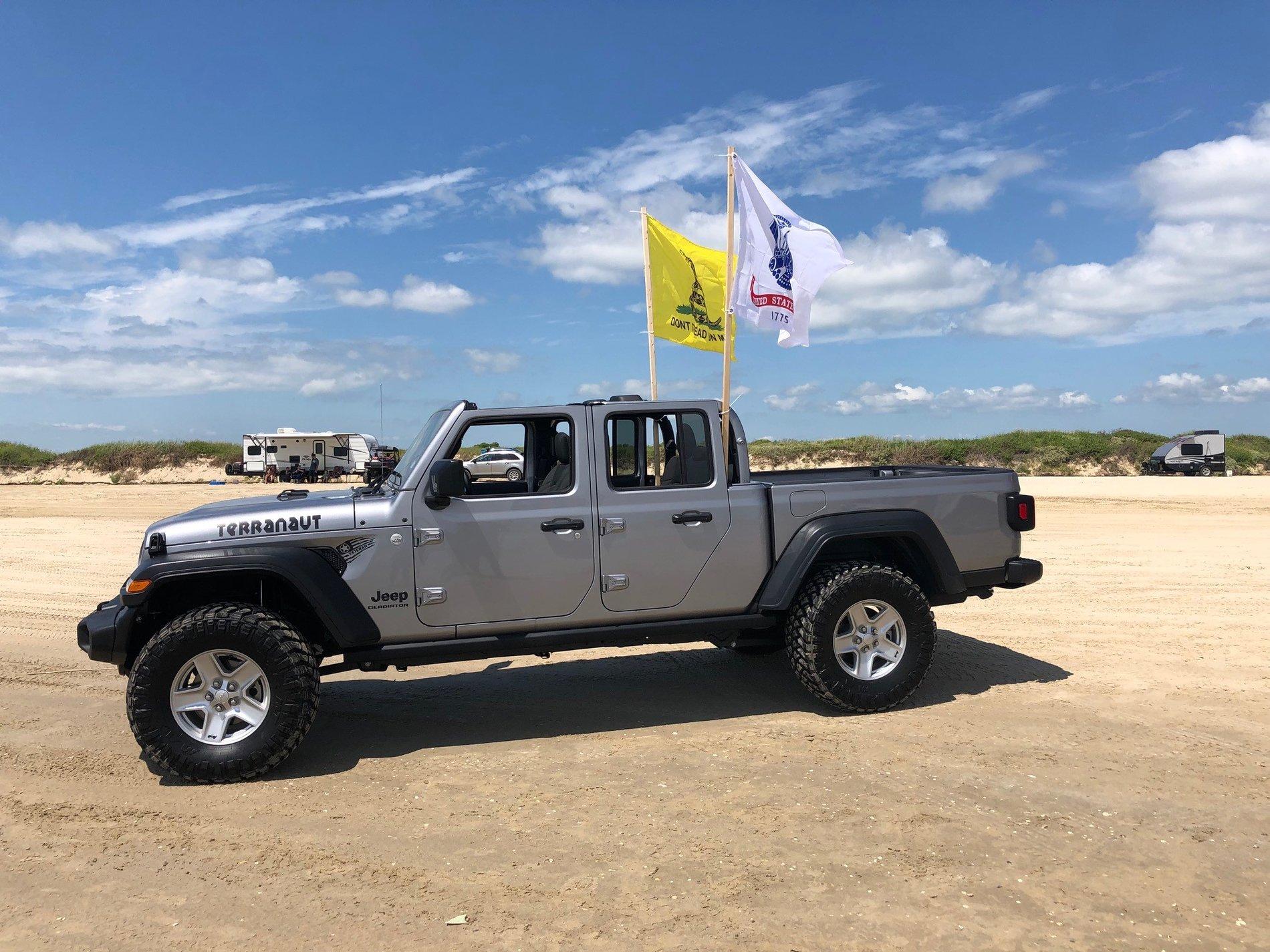 Jeep Gladiator BILLET SILVER Gladiator JT Club beachliftedflags