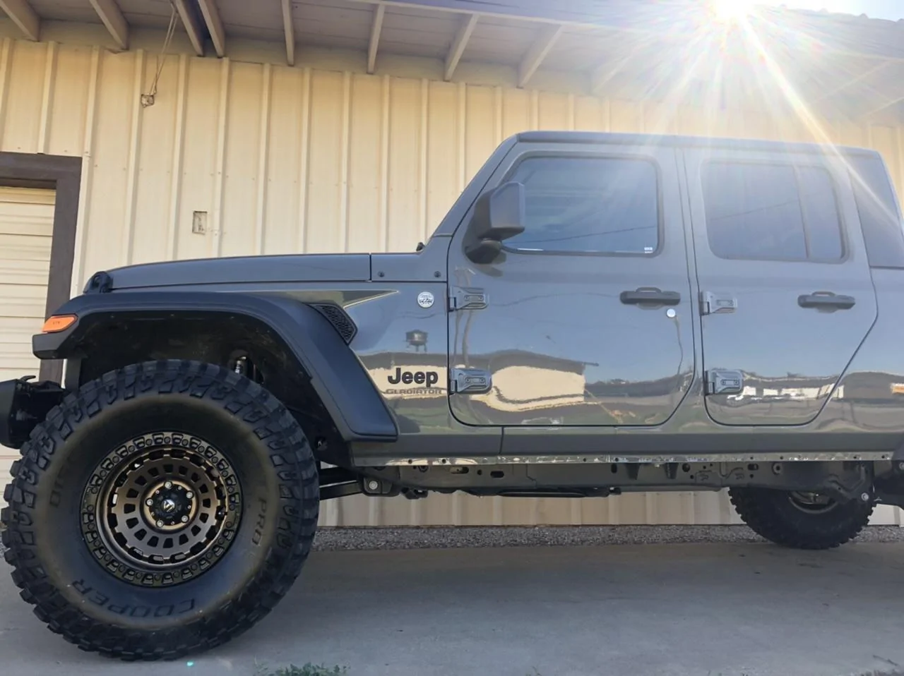 Jeep Gladiator SHOW ME YOUR WHEELS! DA667B96-31D3-4174-B96E-5F3C0915F893