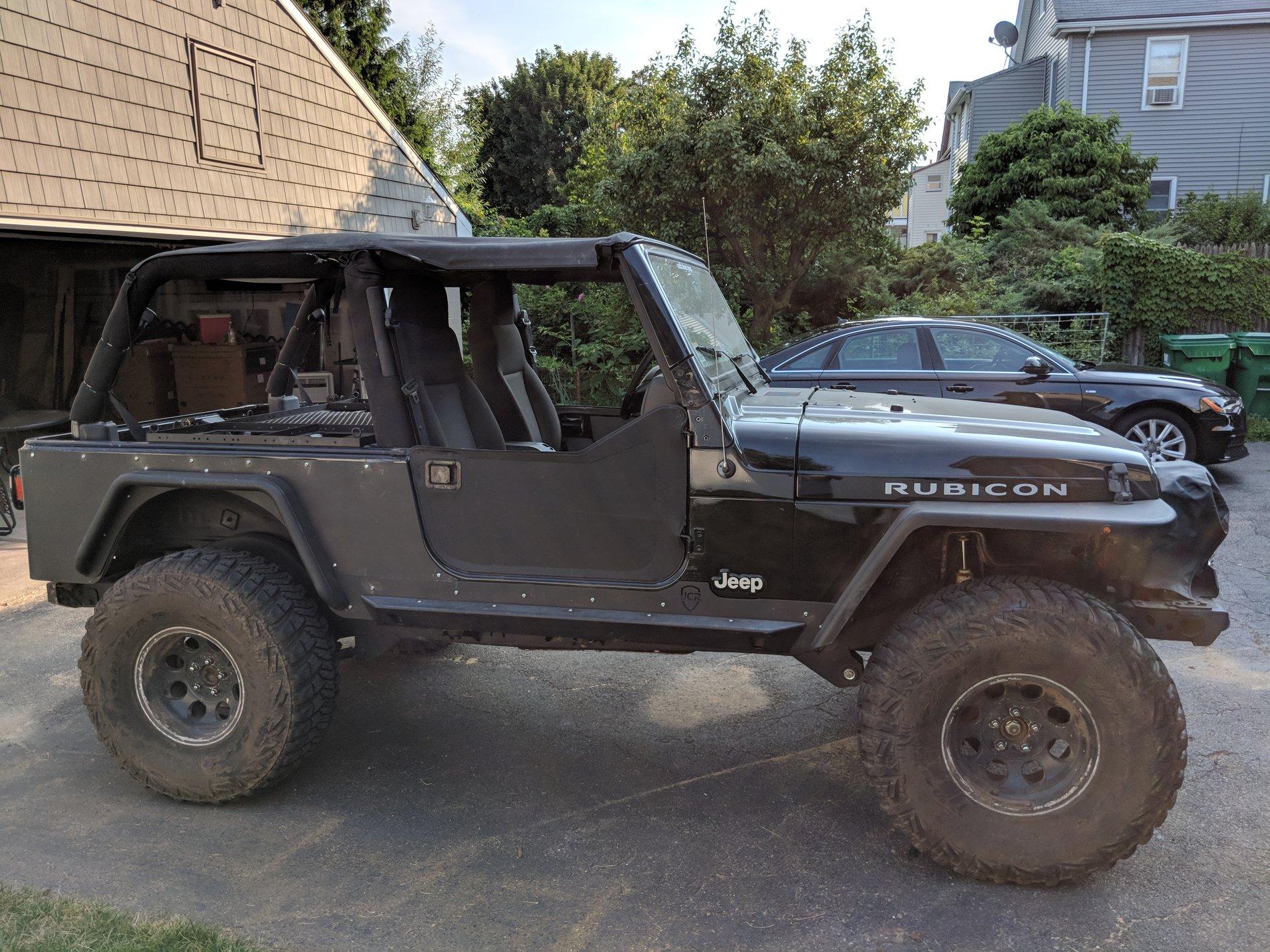 Jeep Gladiator Anyone towing their wheeling rig? LJ