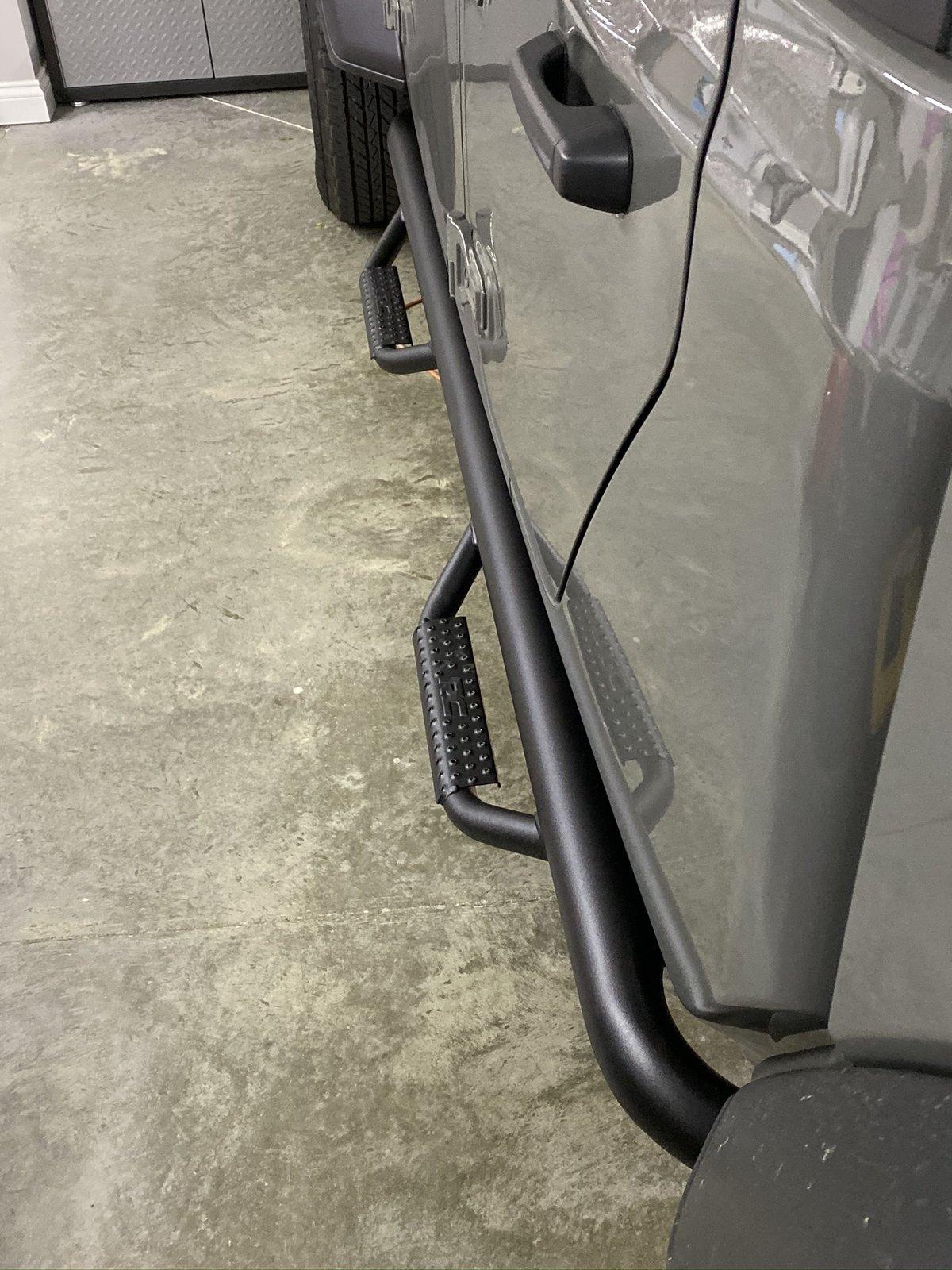 Jeep Gladiator Rough Country Nerf Steps ED2A6120-8A6C-4E4B-B333-B6E85143FD1B
