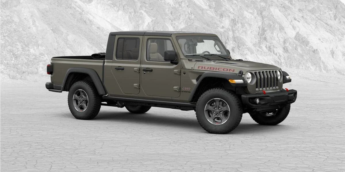 Jeep Gladiator Spotted: GATOR vs GOBI Gladiator! iris (1)