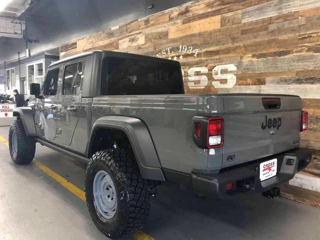Jeep Gladiator STING GRAY Gladiator JT Club 9FC38764-6BE4-4B1D-95F3-48F1626DB039