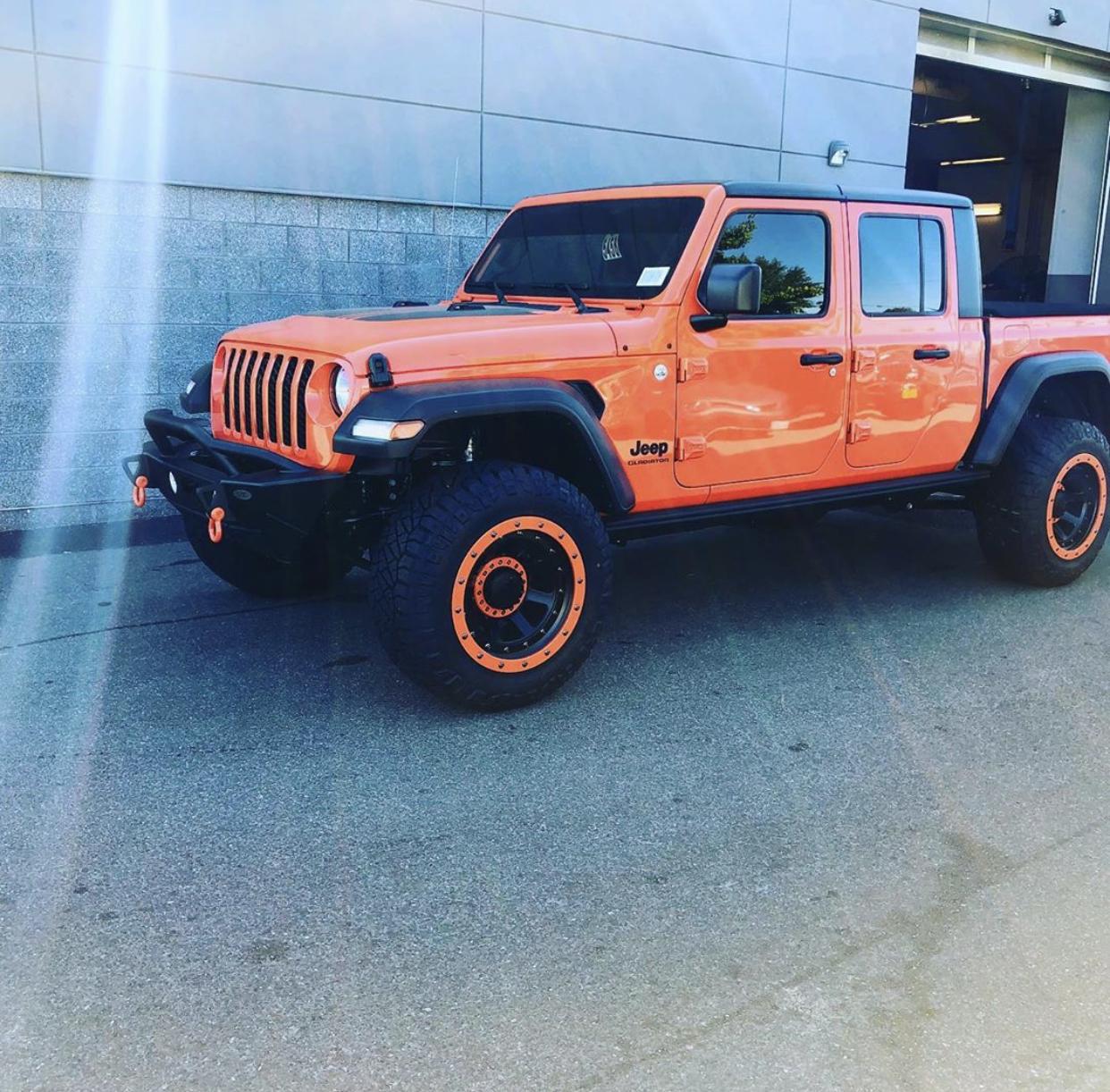 Jeep Gladiator PUNK'N Gladiator JT Club 9F016094-91ED-4847-AABF-9E19868EDA99