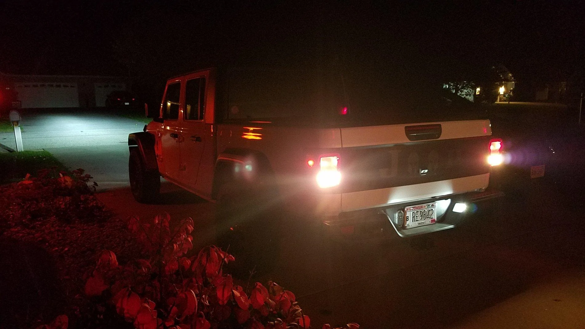 Jeep Gladiator LED Bulb Replacement - IT WORKS! 20191024_200740