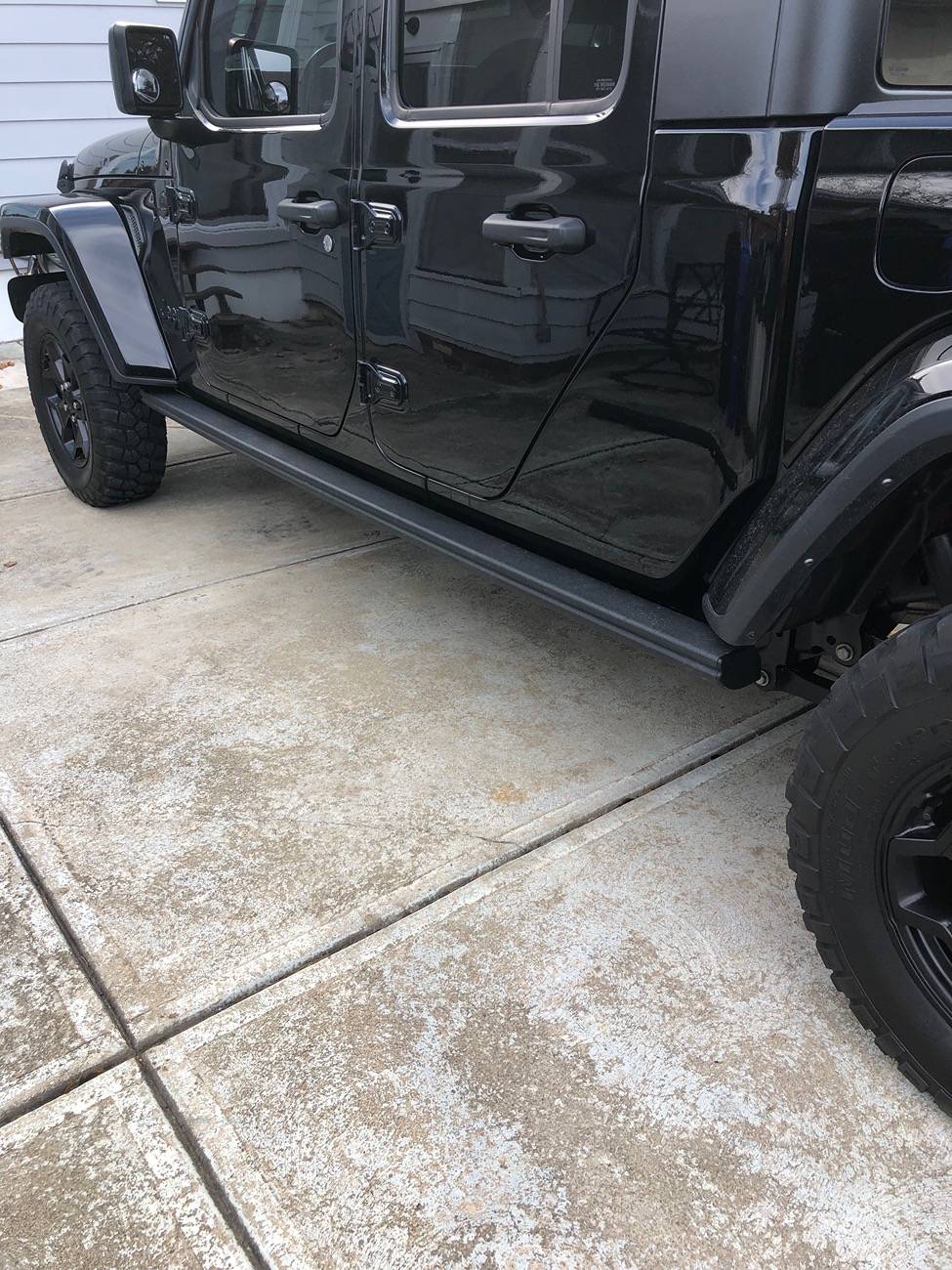 Jeep Gladiator Mopar Performance Extended Rock Rails/ Mojave Sand Sliders IMG_0769
