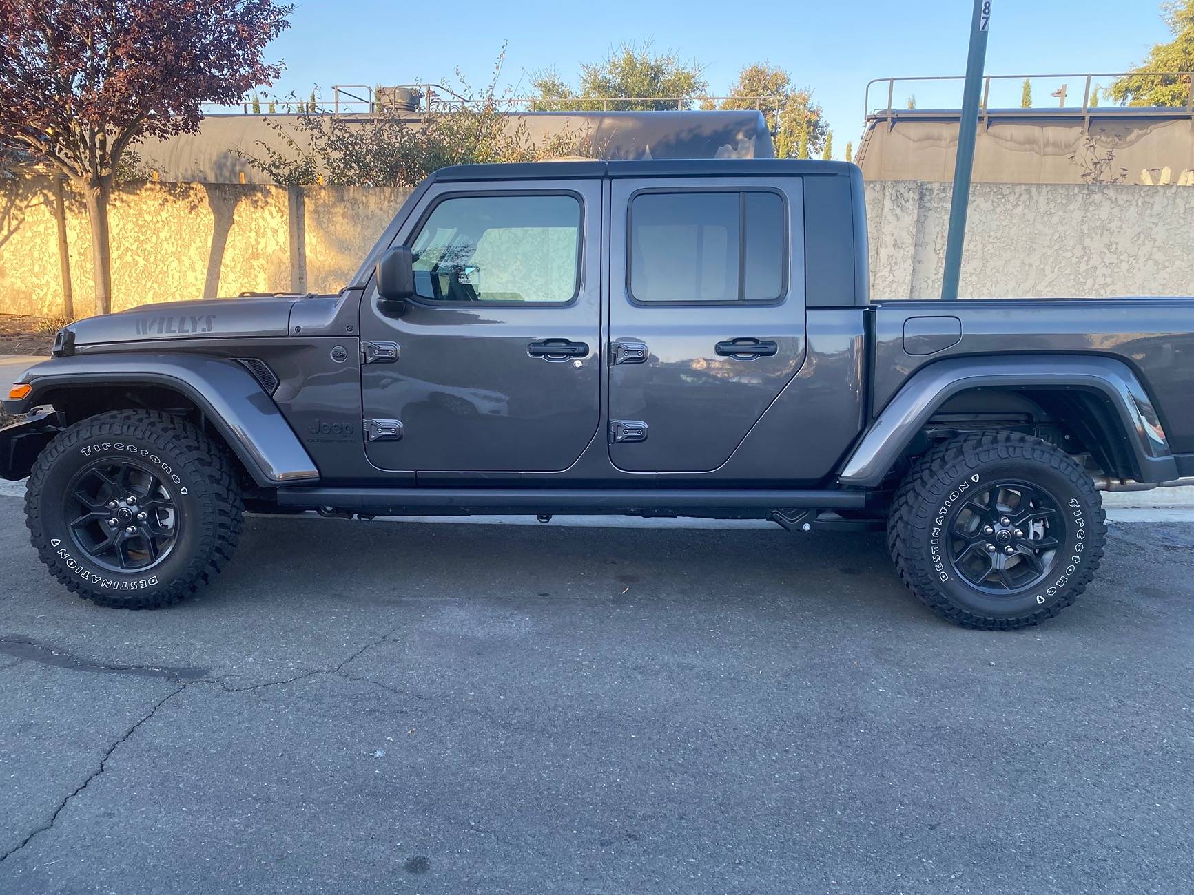 Jeep Gladiator Mojave Take-Offs IMG_7462