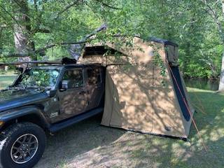 Jeep Gladiator Bestop Sunrider Premium Twill $500 Canton, GA IMG_9703