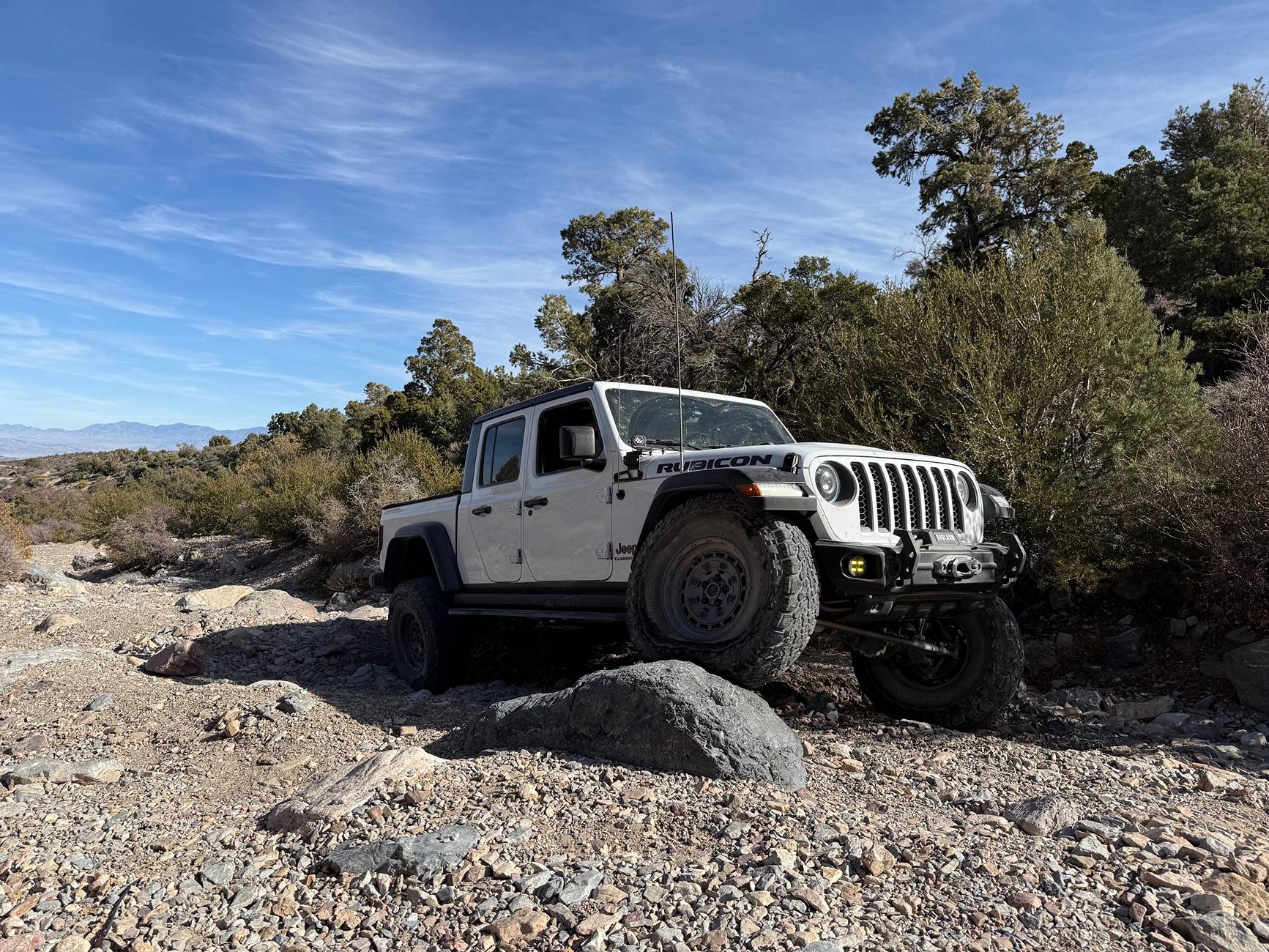 Jeep Gladiator First time for everything… trail tire damage IMG_6777