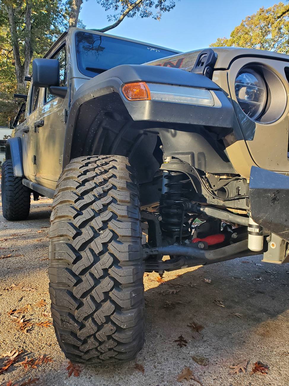 Jeep Gladiator Mopar 2" Lift w/Bilstein Shocks - recommend adjustable Track Bar 20241112_080631