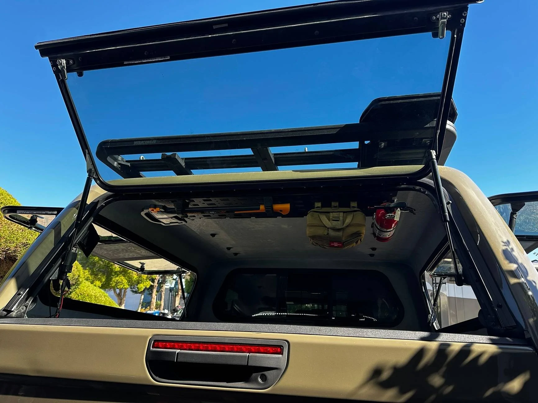 Jeep Gladiator Venturous Topper Installed IMG_7995