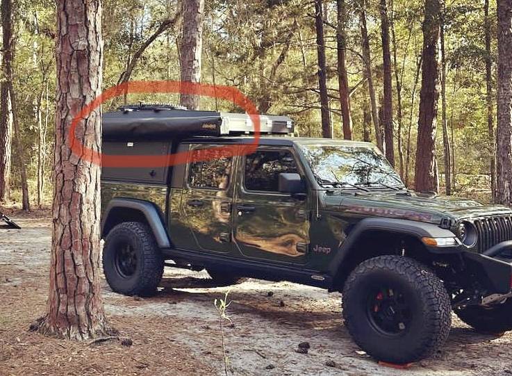 Jeep Gladiator Alu Cab 270 Shadow Awning 8E0E9C29-9443-44DD-98E6-73727136FC0F