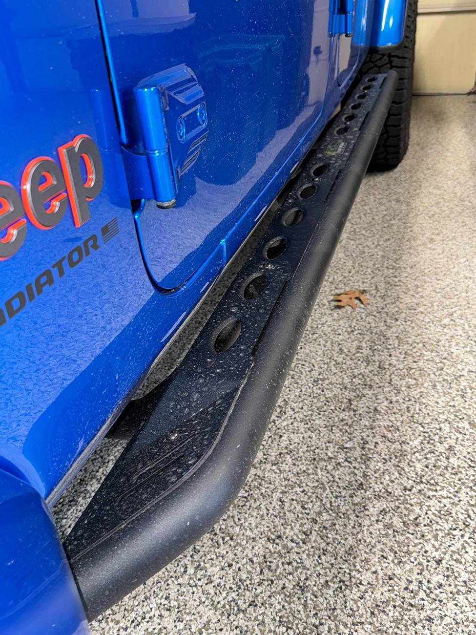 Jeep Gladiator Slider with step functionality IMG_0565