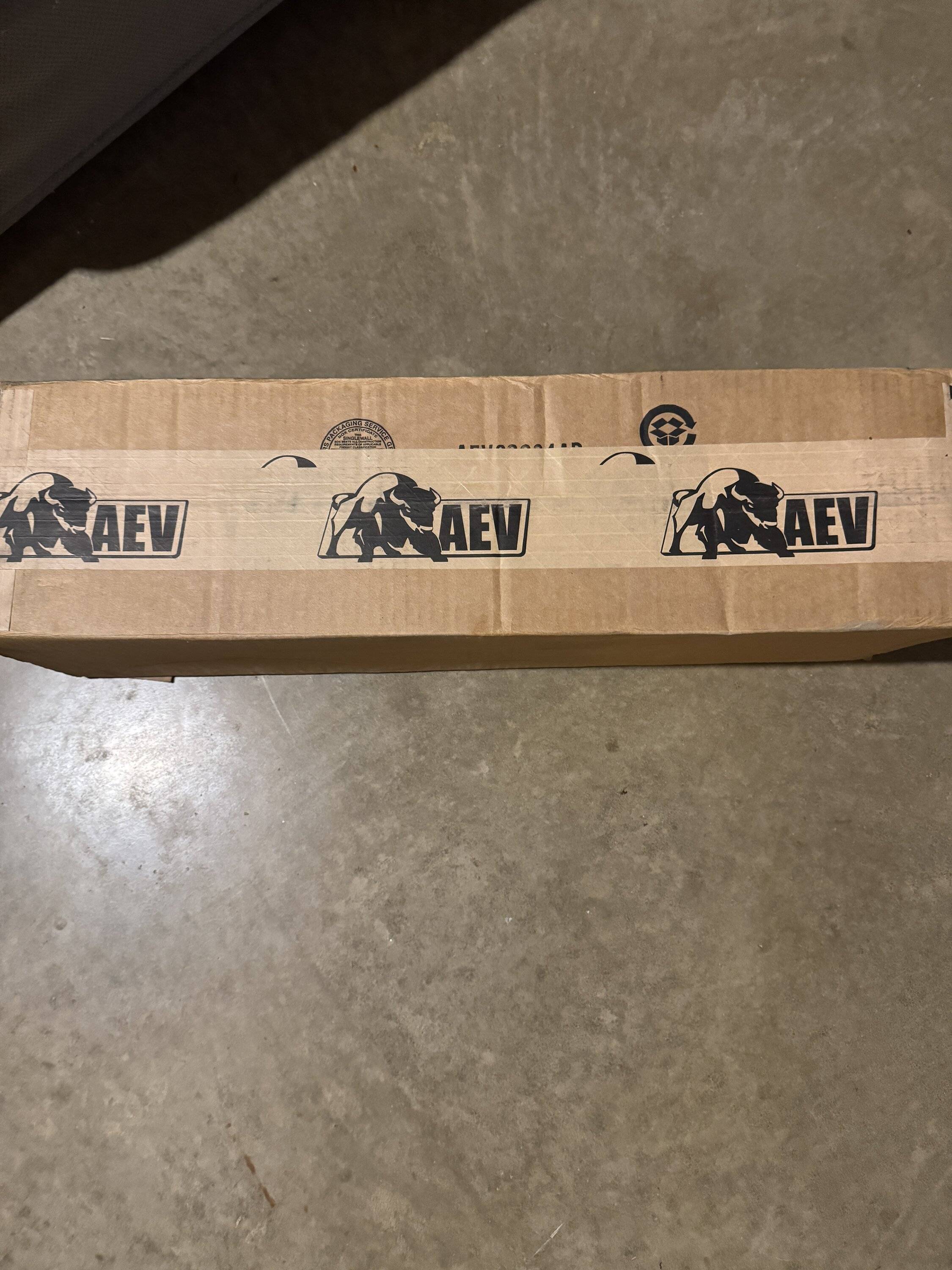 Jeep Gladiator NIB - AEV RT5100 SHOCKS - 2.5" GLADIATOR GAS IMG_4110