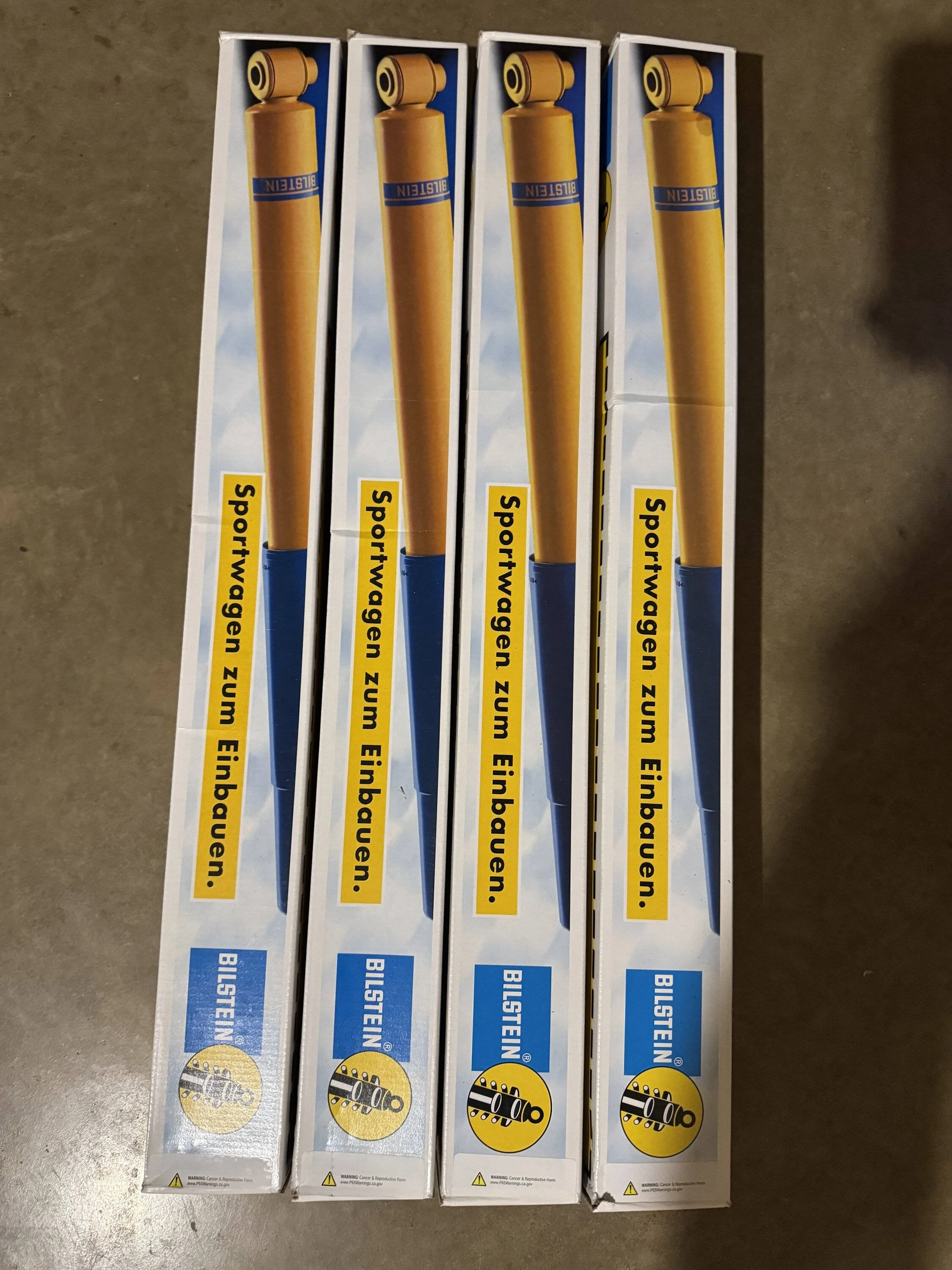 Jeep Gladiator NIB - AEV RT5100 SHOCKS - 2.5" GLADIATOR GAS IMG_4107