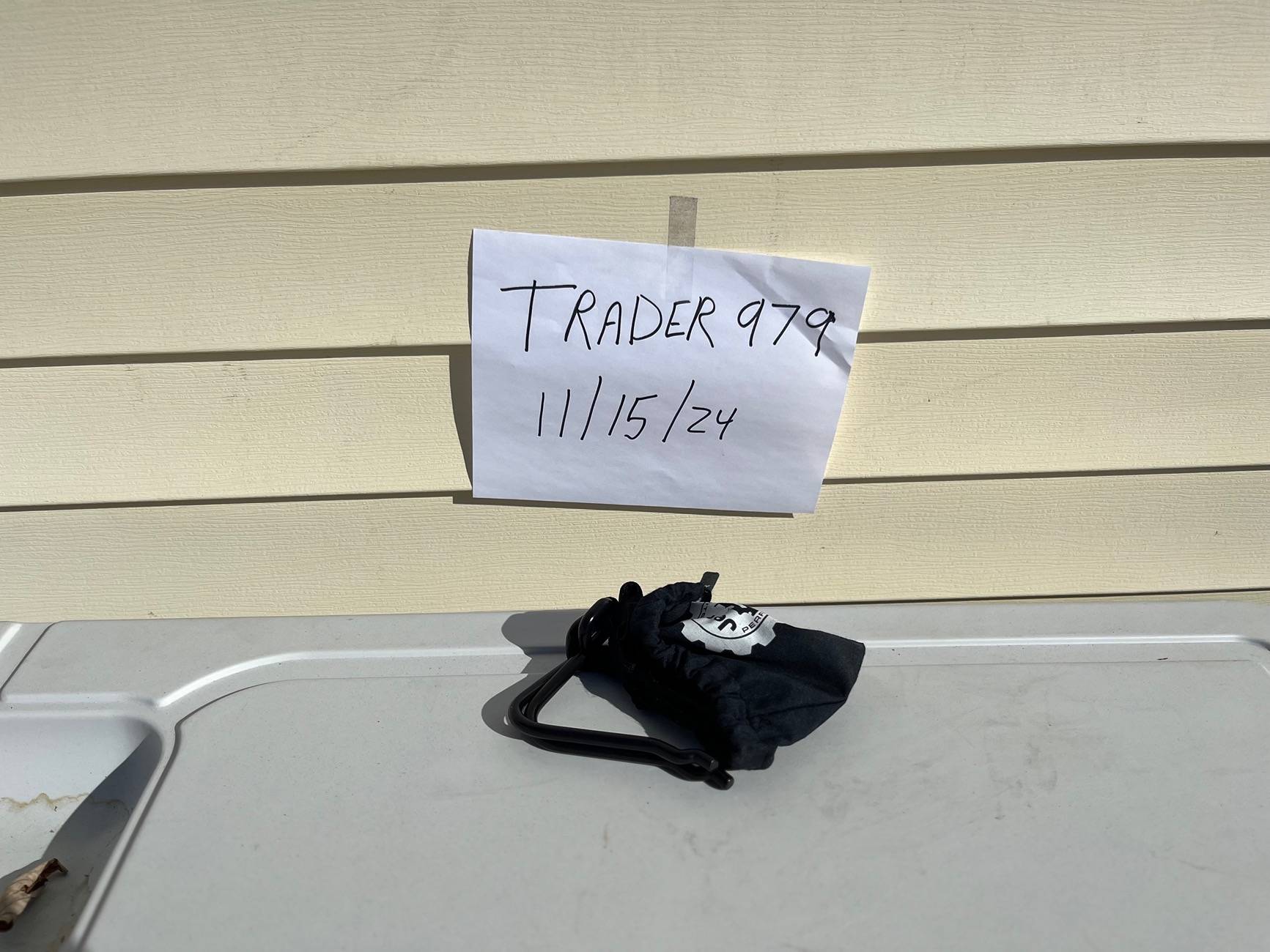 Jeep Gladiator Mopar Windshield Tie Down Hooks IMG_6270