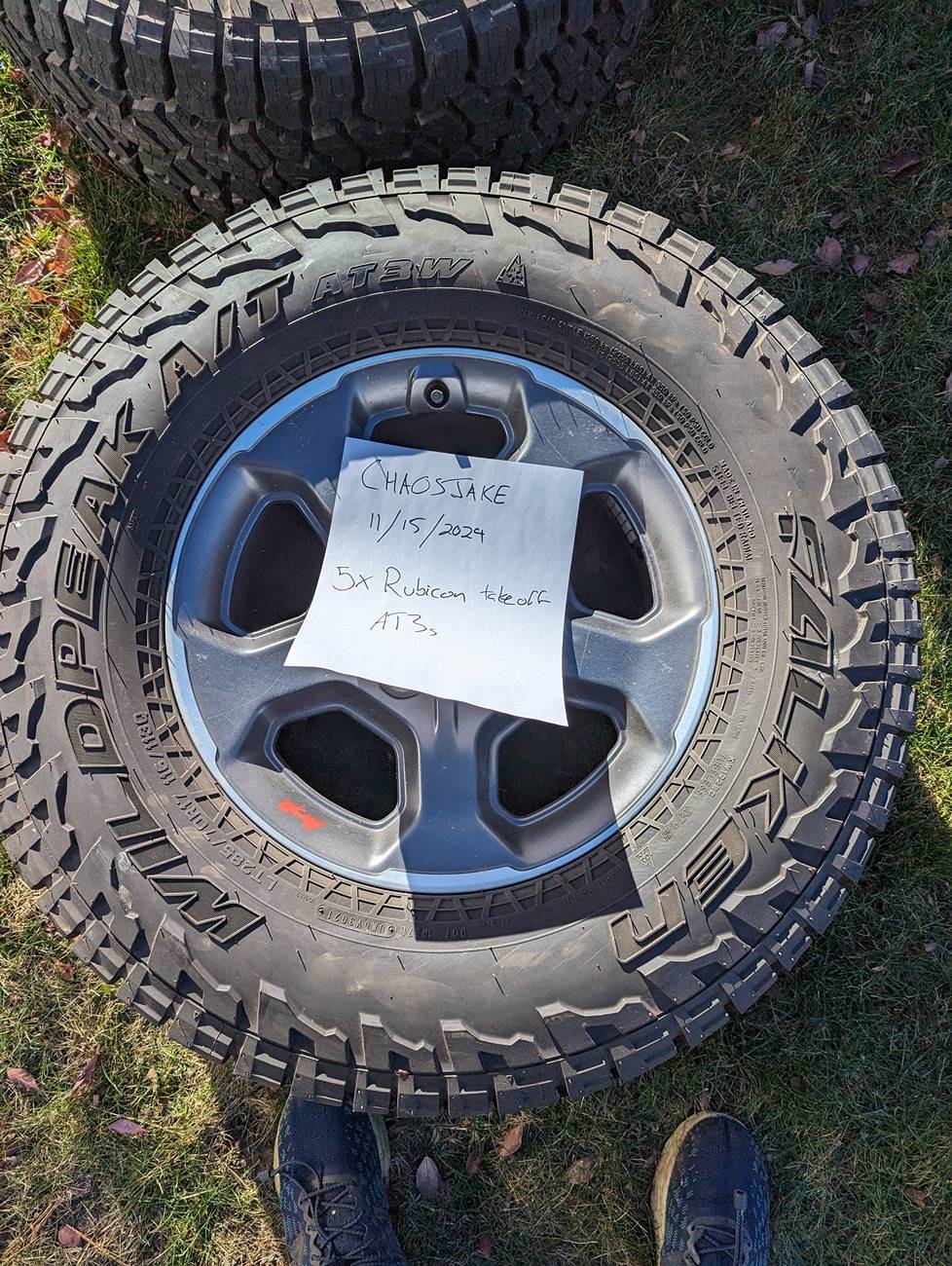 Jeep Gladiator Set of 5 Falken Wildpeak AT3 - 285/70R17 - Rubicon takeoff wheels ($950) PXL_20241115_174859538