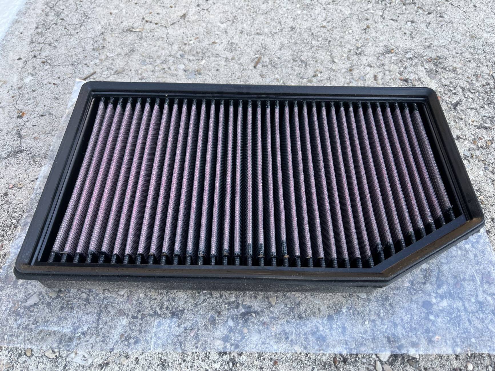 Jeep Gladiator Fluid & Filter Preferences Explained - Jeep Gladiator 3.6L V6 04 - Oiled Reusable Engine Air Filter - Fresh Air Side - Angular View