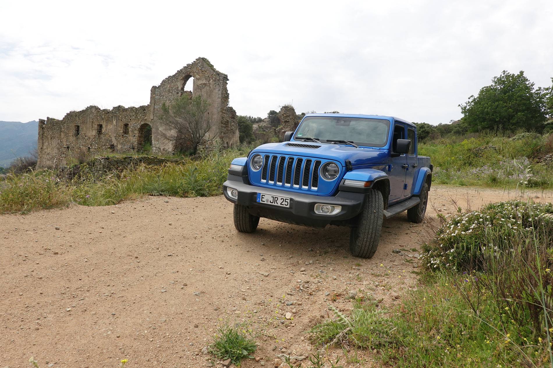 Jeep Gladiator Just Ordered? Check in HERE! DSC01659.JPG