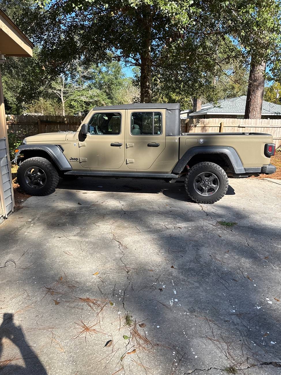 Jeep Gladiator New to jeeps and new to  lift kits , need help and opinion image