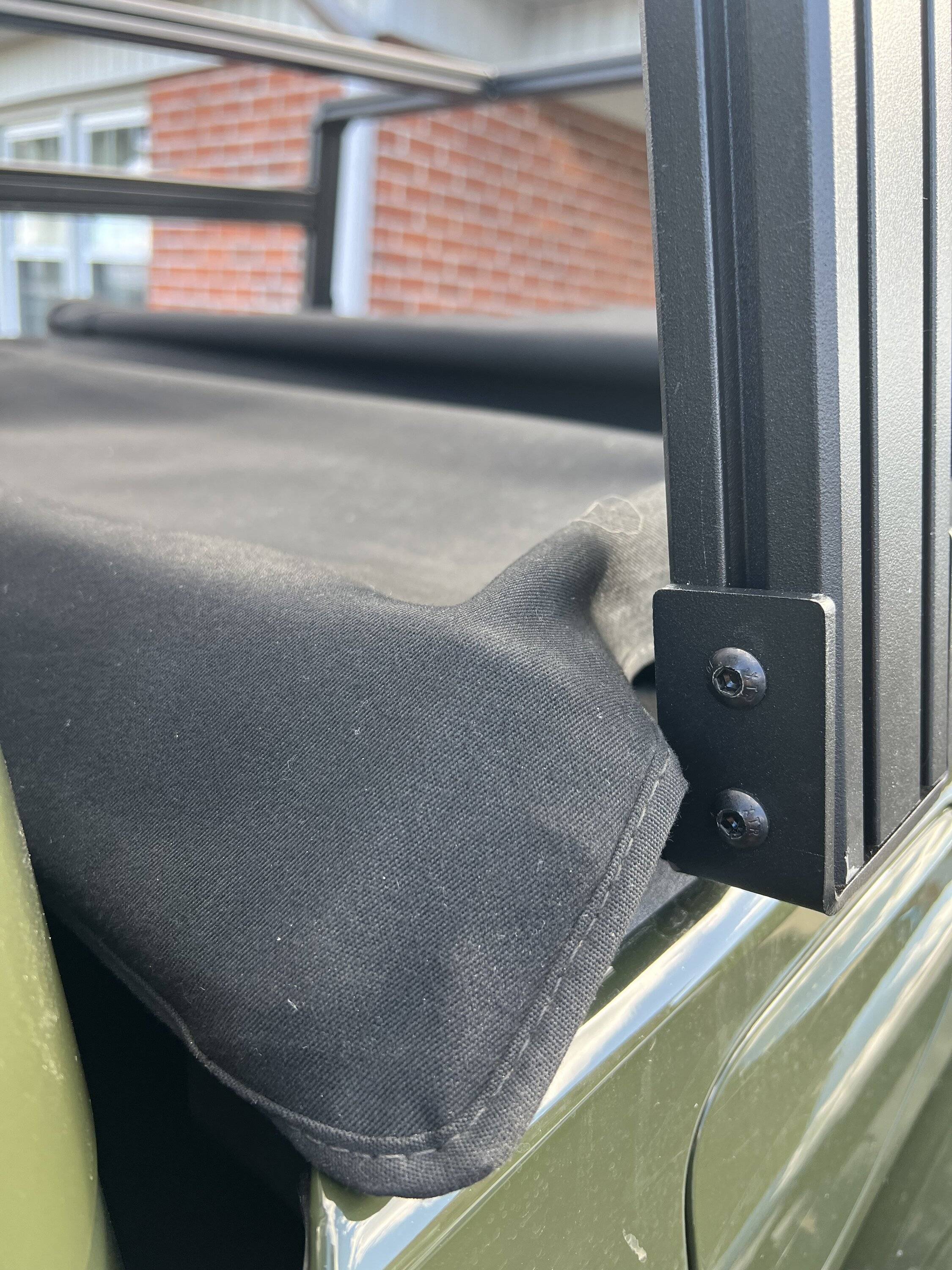 Jeep Gladiator Xtrusion Overland XTR-1 with Mopar cover issues IMG_2729