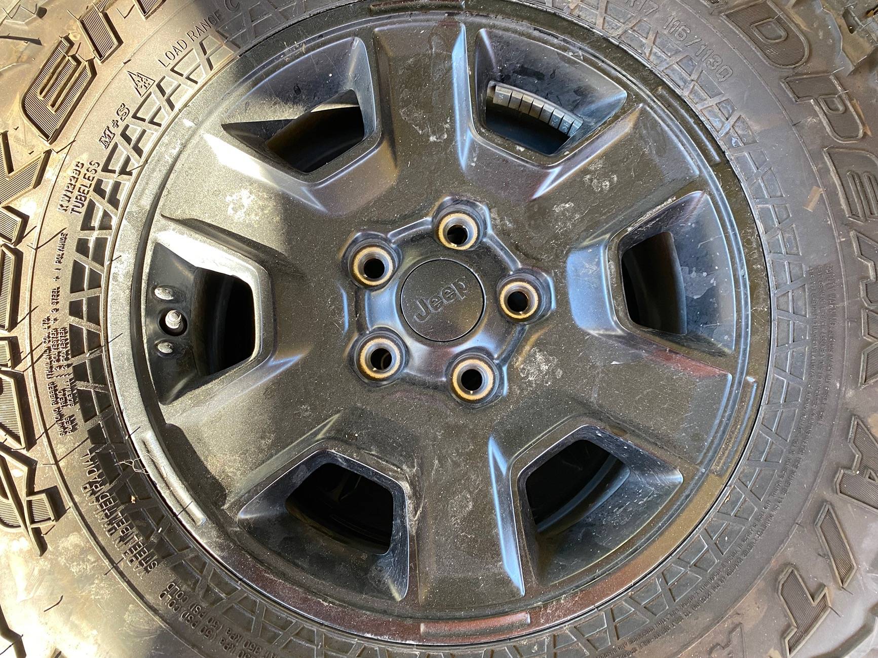 Jeep Gladiator Falcon Wildpeak 285/70R17 IMG_5544