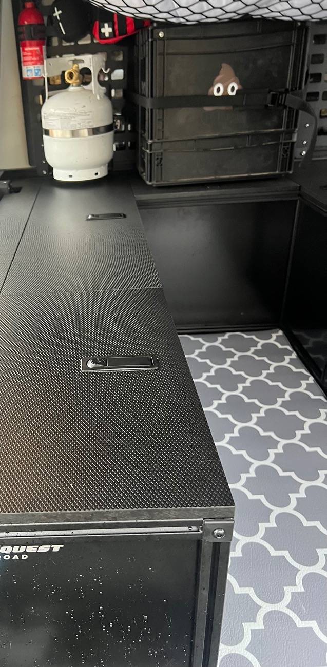 Jeep Gladiator New bed storage system installed IMG_6036